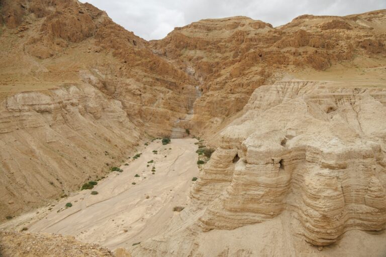 Desert river valley landscape illustrating ancient riverbeds