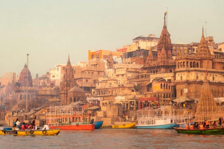 Sacred water, river ghats and the relationship between water and Indian civilization